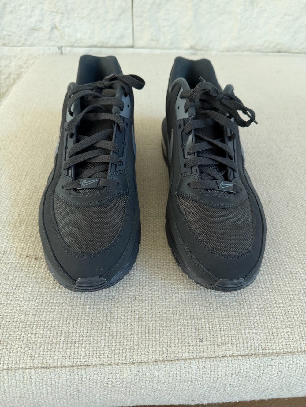 Nike Mens Air Max Ltd 3